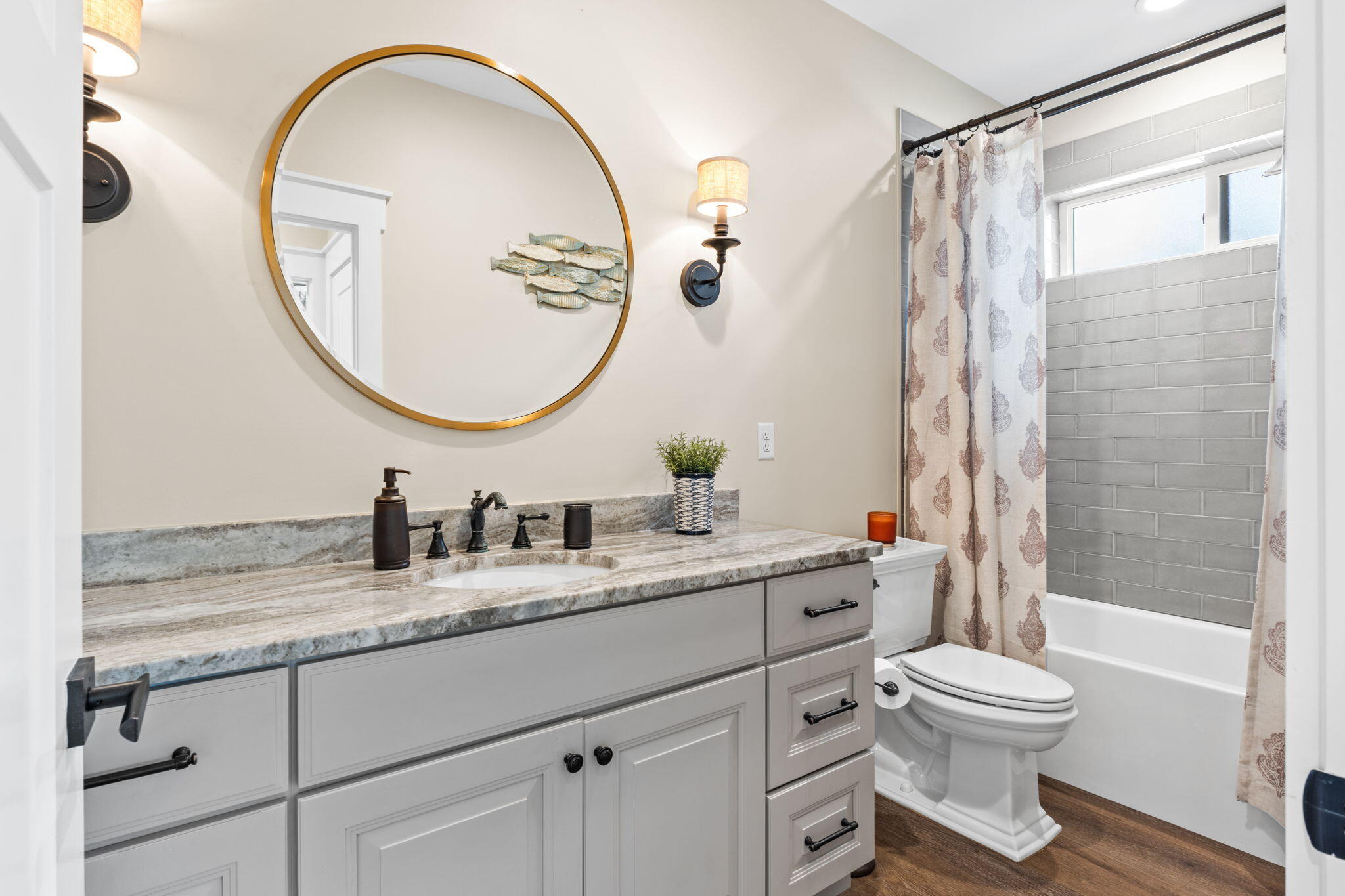 RIVERCAMPS ON CROOKED CREEK - Residential