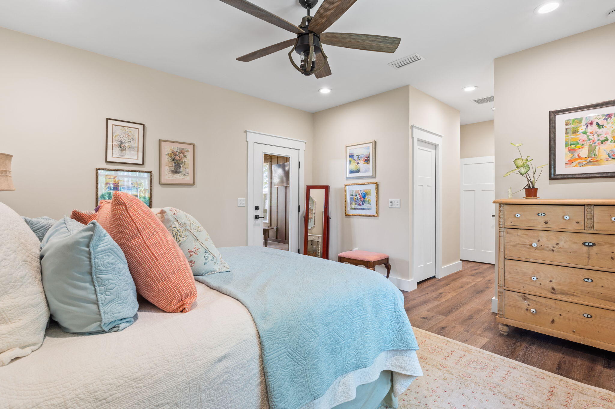 RIVERCAMPS ON CROOKED CREEK - Residential