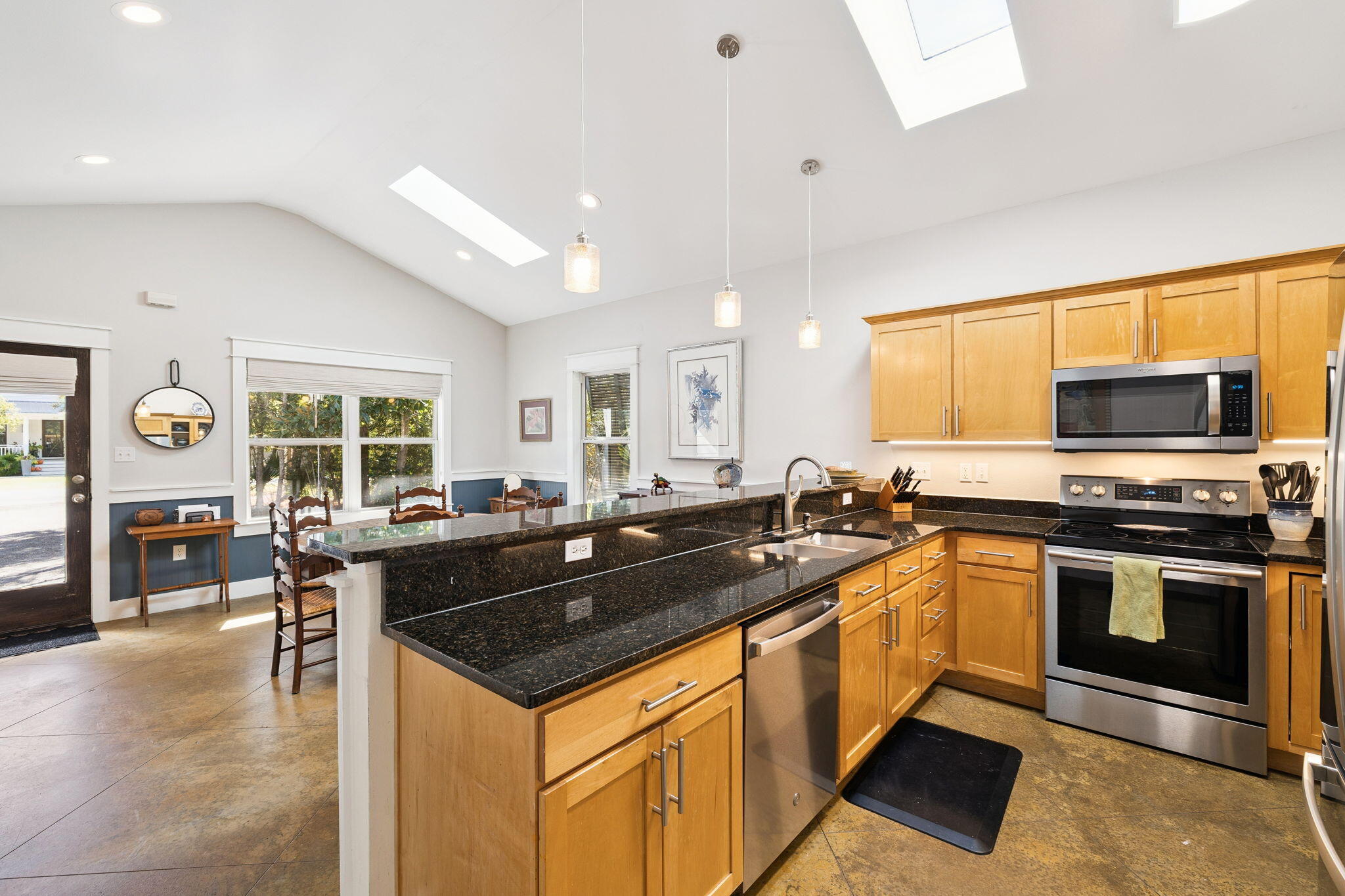 Magnolia Beach - Residential