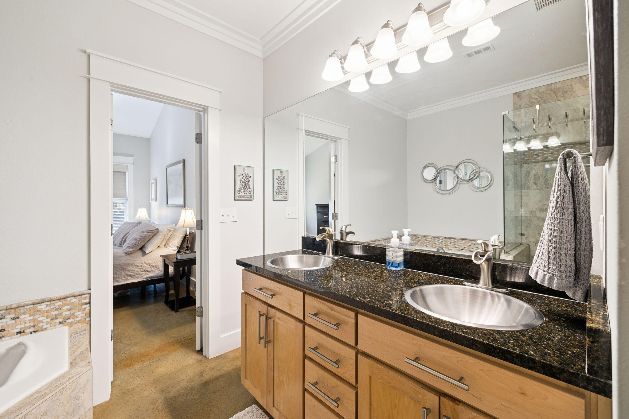 Magnolia Beach - Residential