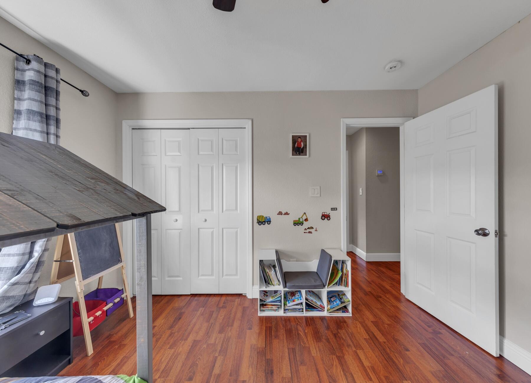 HOLLEY BY THE SEA - Residential