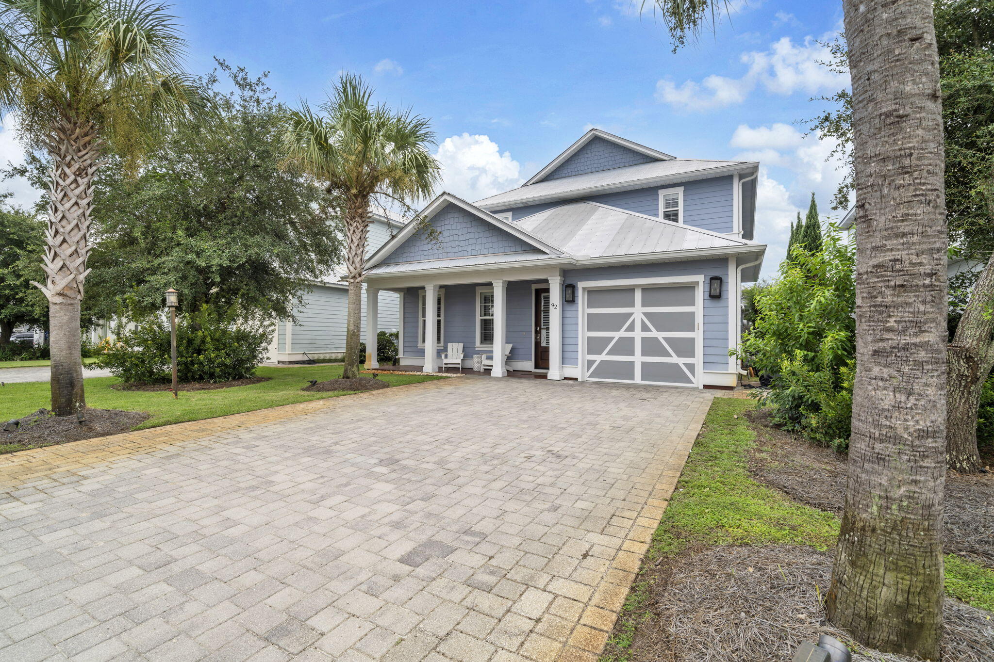 92 Louva Lane