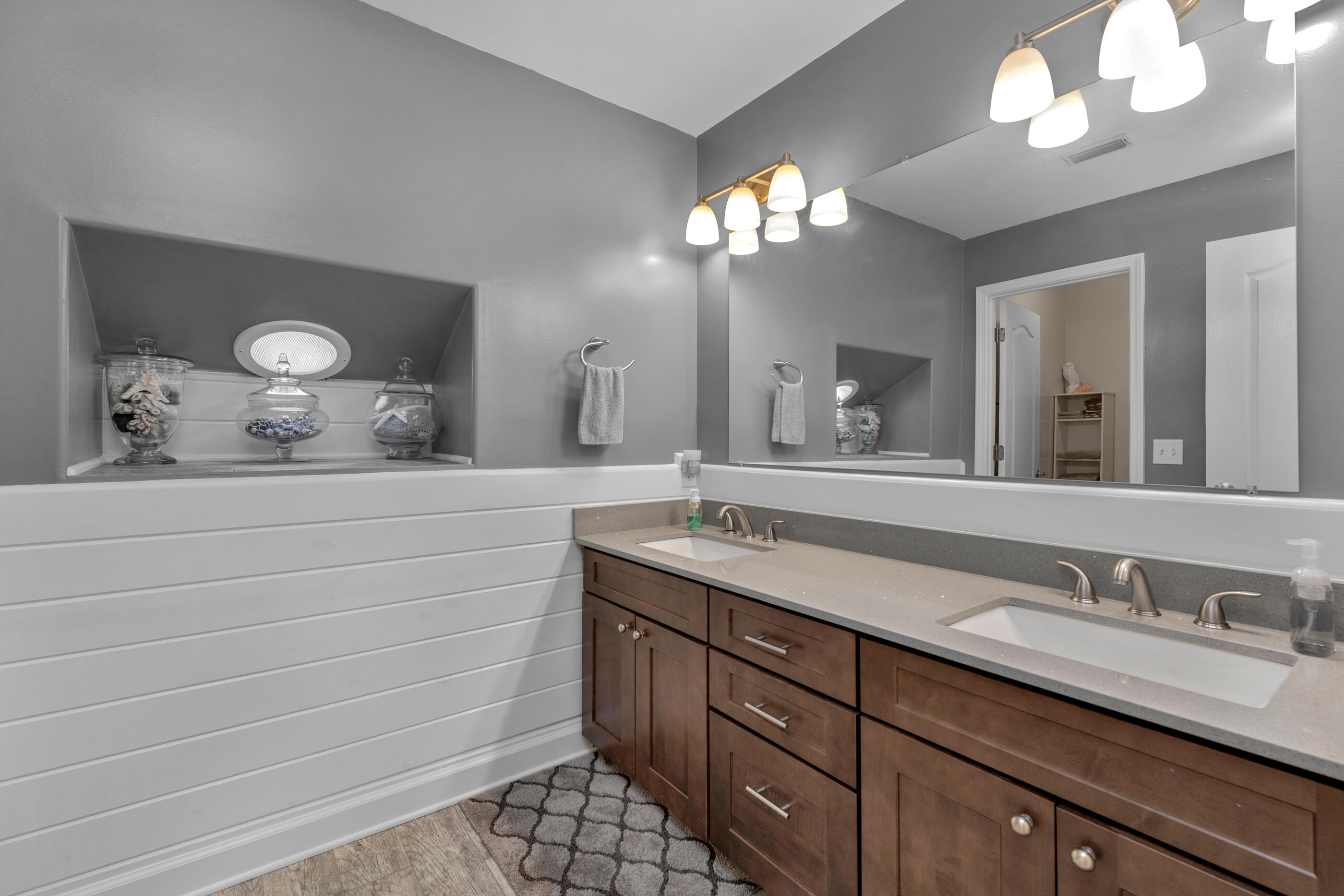 HUNTINGTON PH II S/D LOT 15 BLK A - Residential