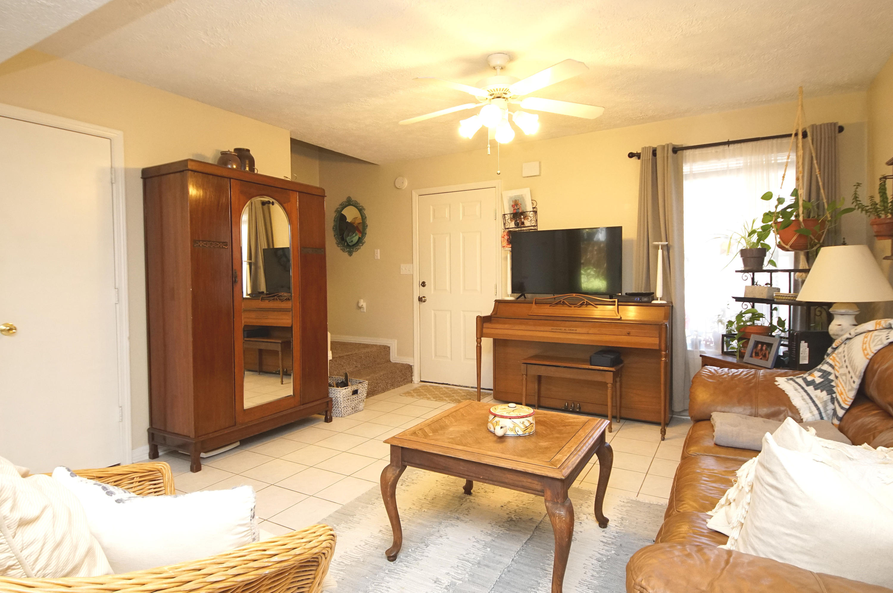 CHATELAINE ESTATES S/D - Residential