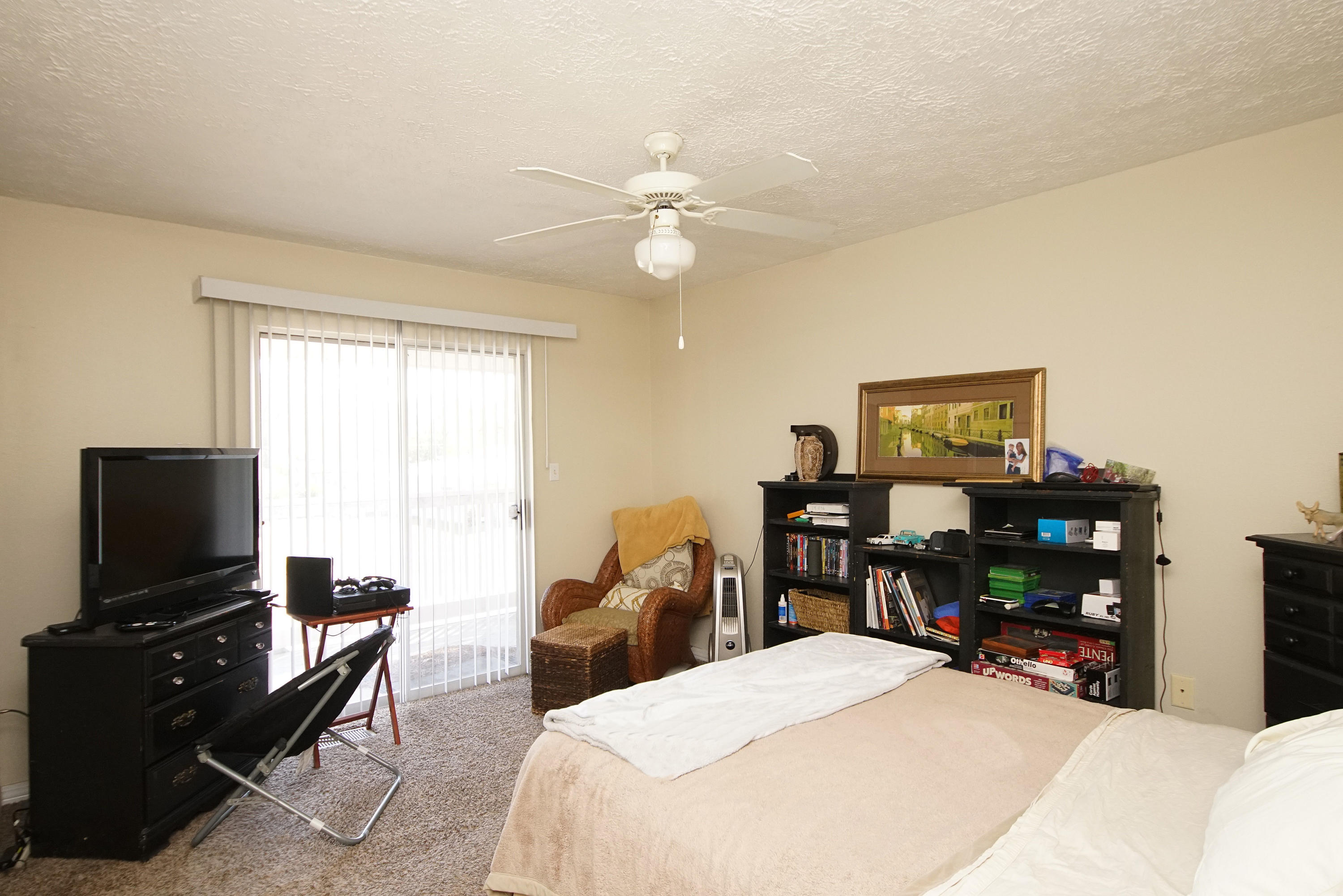 CHATELAINE ESTATES S/D - Residential