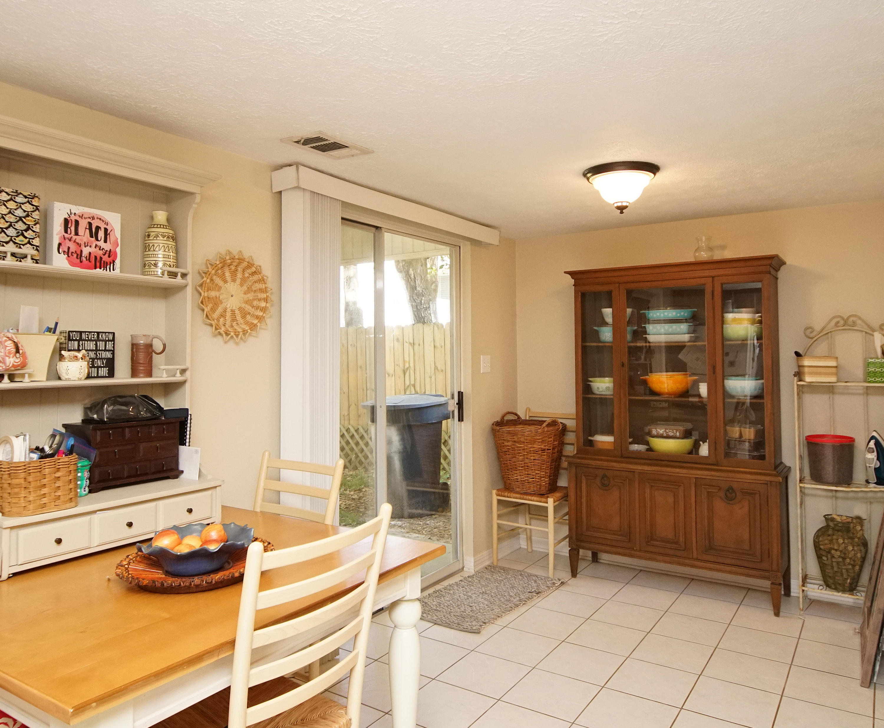 CHATELAINE ESTATES S/D - Residential