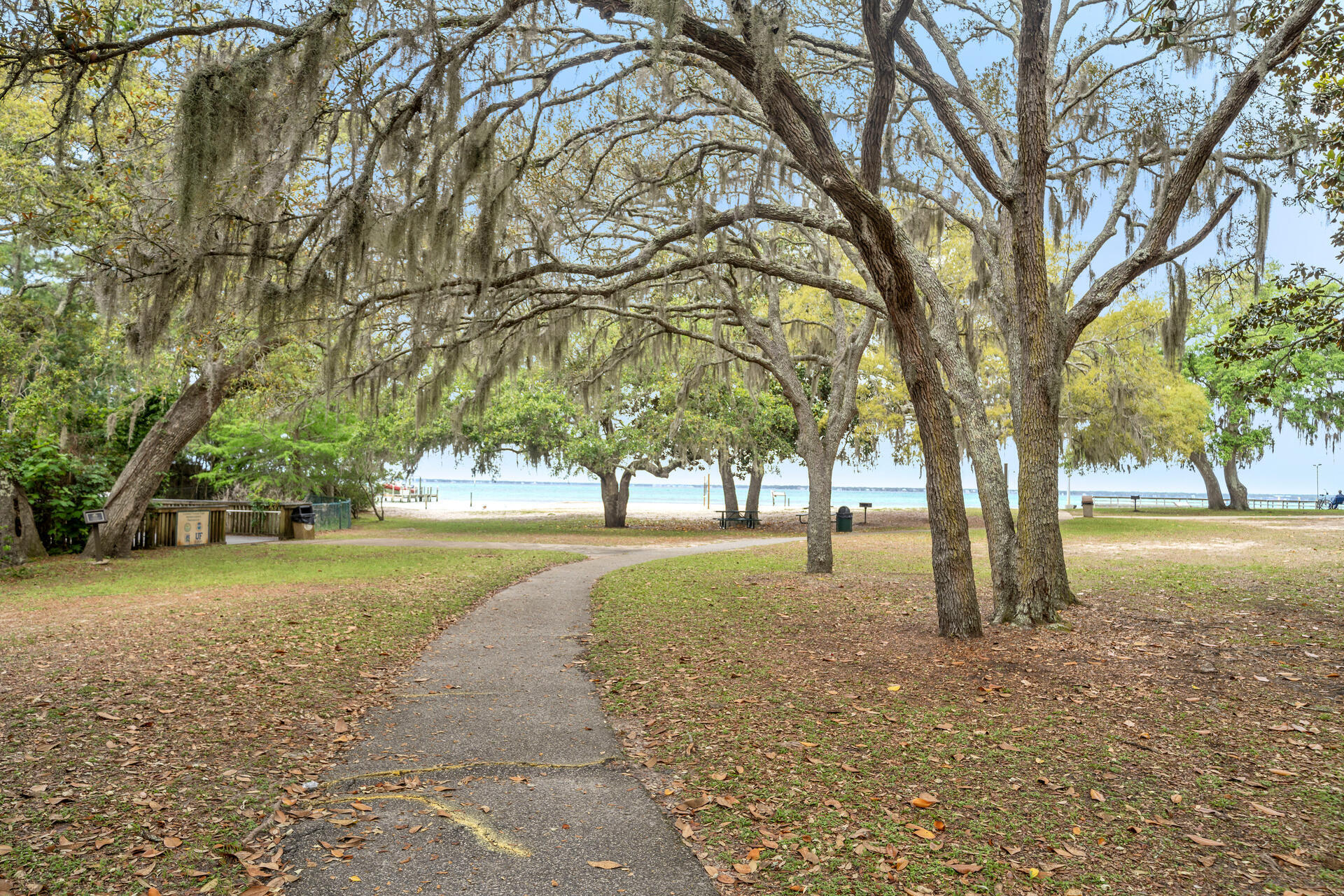 CALHOUN S/D DESTIN, CALHOUN 2nd ADDN REV - Residential