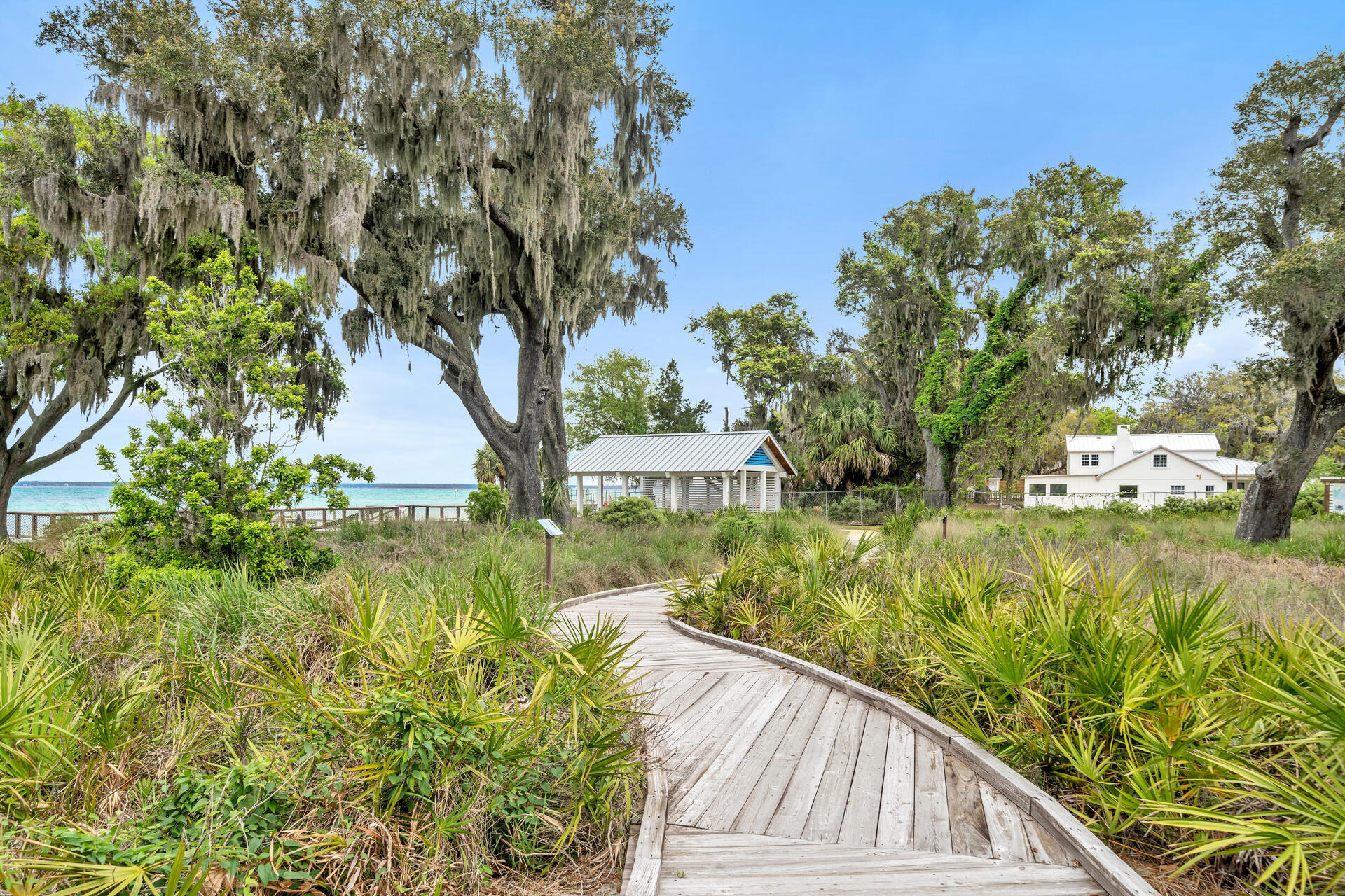 CALHOUN S/D DESTIN, CALHOUN 2nd ADDN REV - Residential