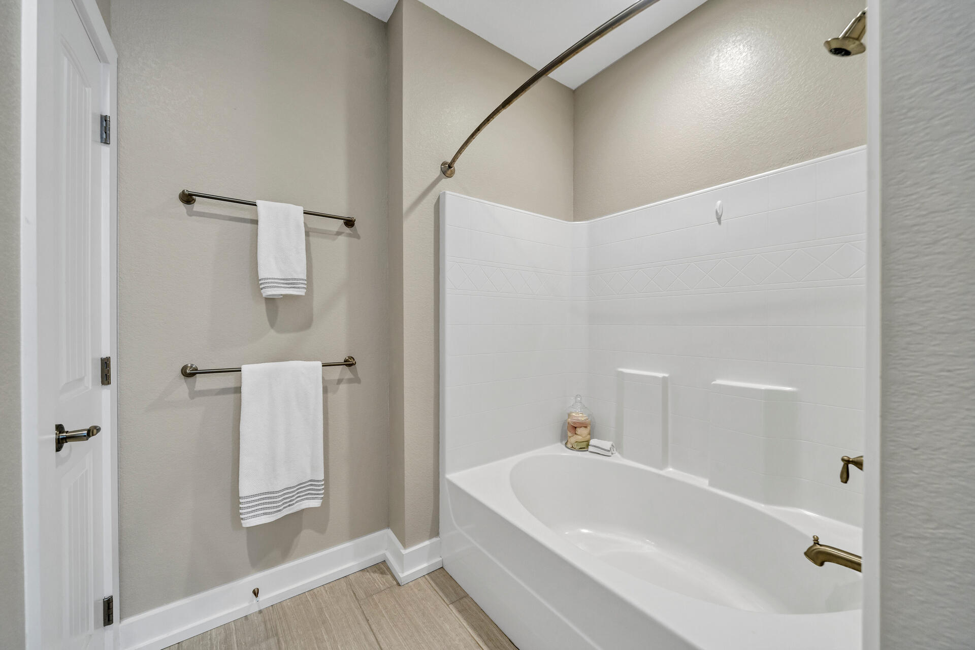 CALHOUN S/D DESTIN, CALHOUN 2nd ADDN REV - Residential