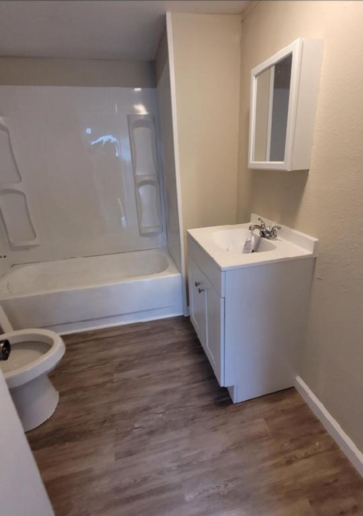 CRESTVIEW ADDN - Residential Lease