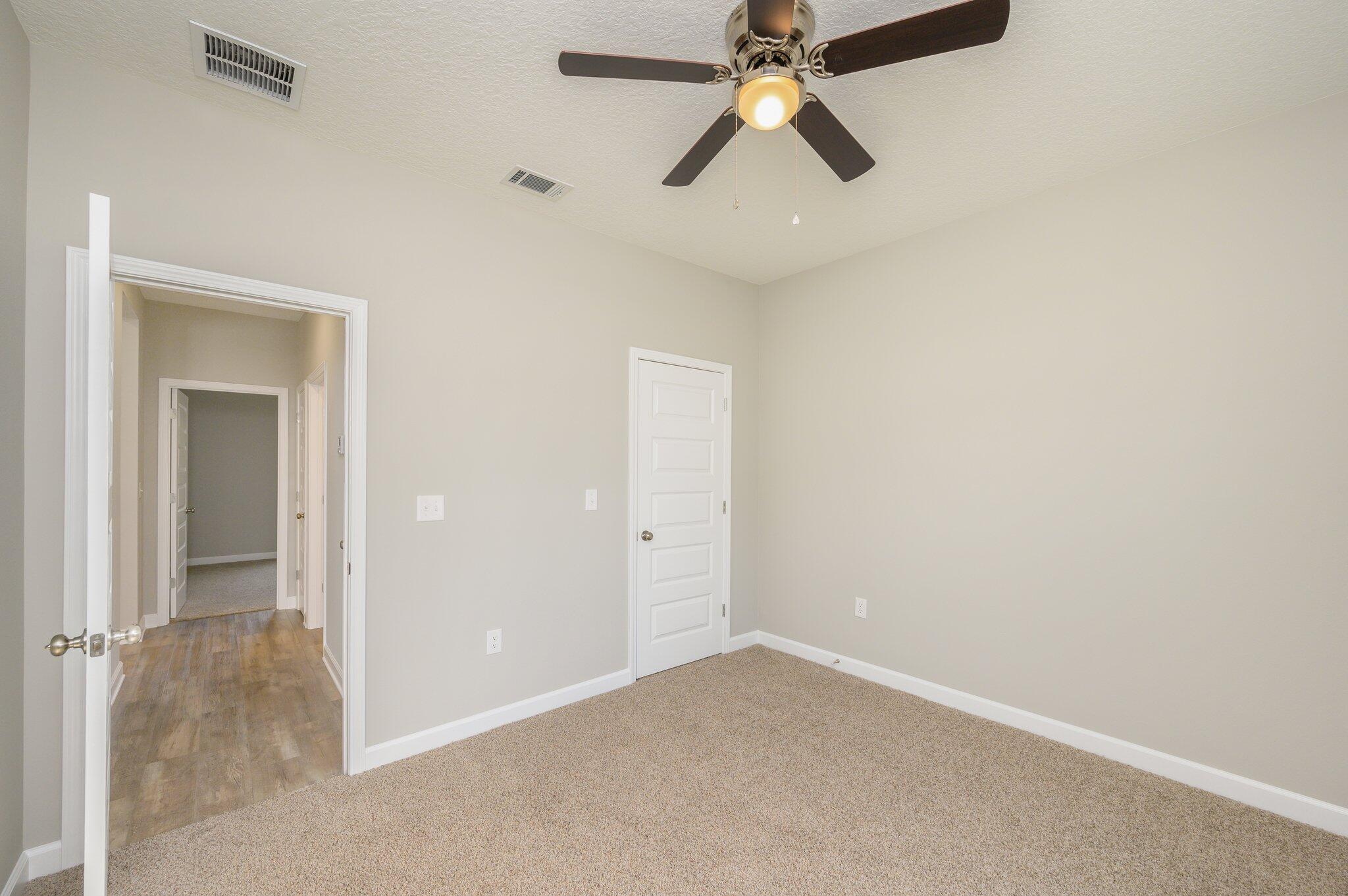 LAUREL OAKS S/D - Residential