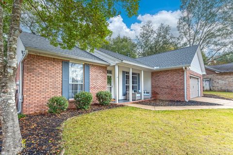 A home in Niceville