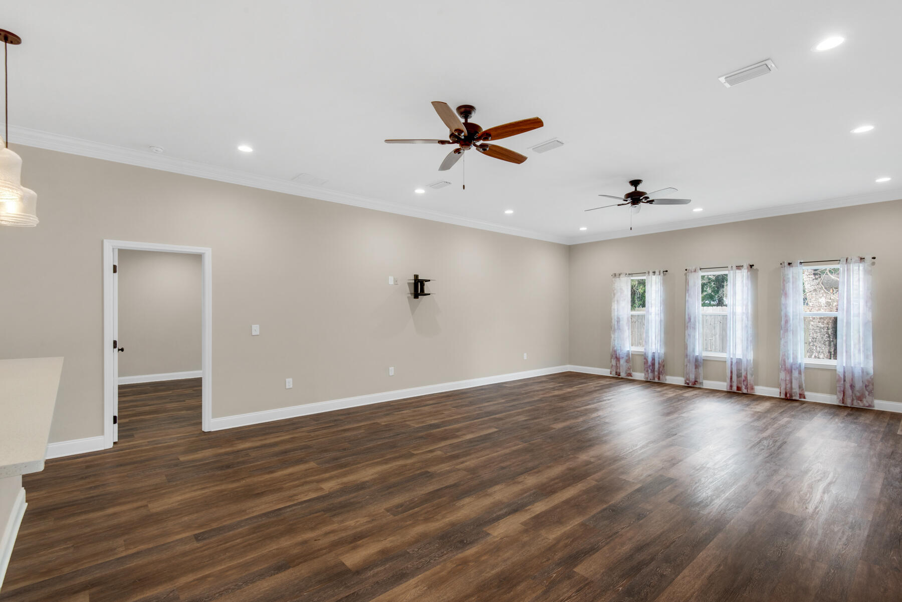 Racetrack Road 1st Add - Residential Lease