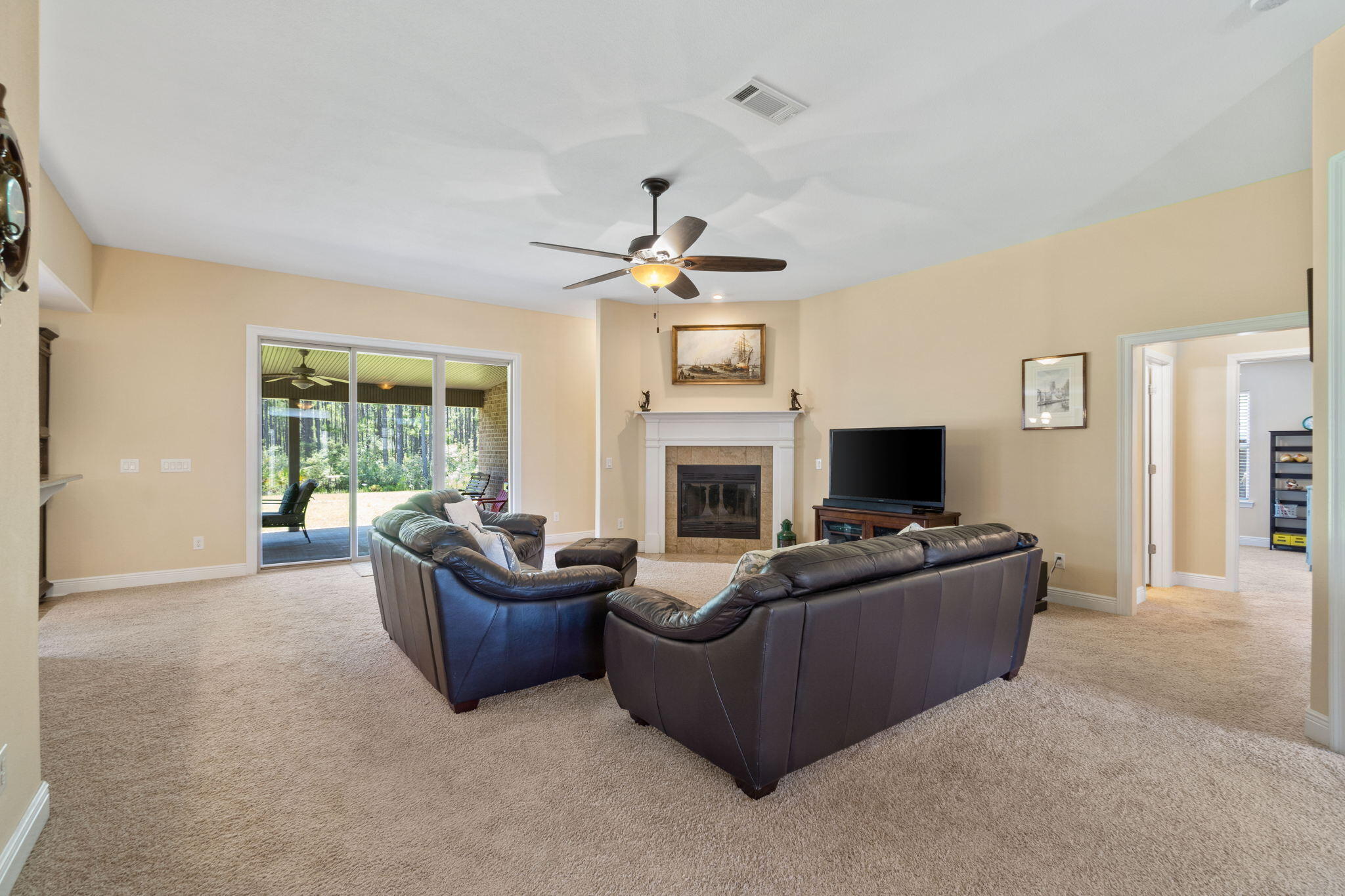 HOLLEY BY THE SEA - Residential