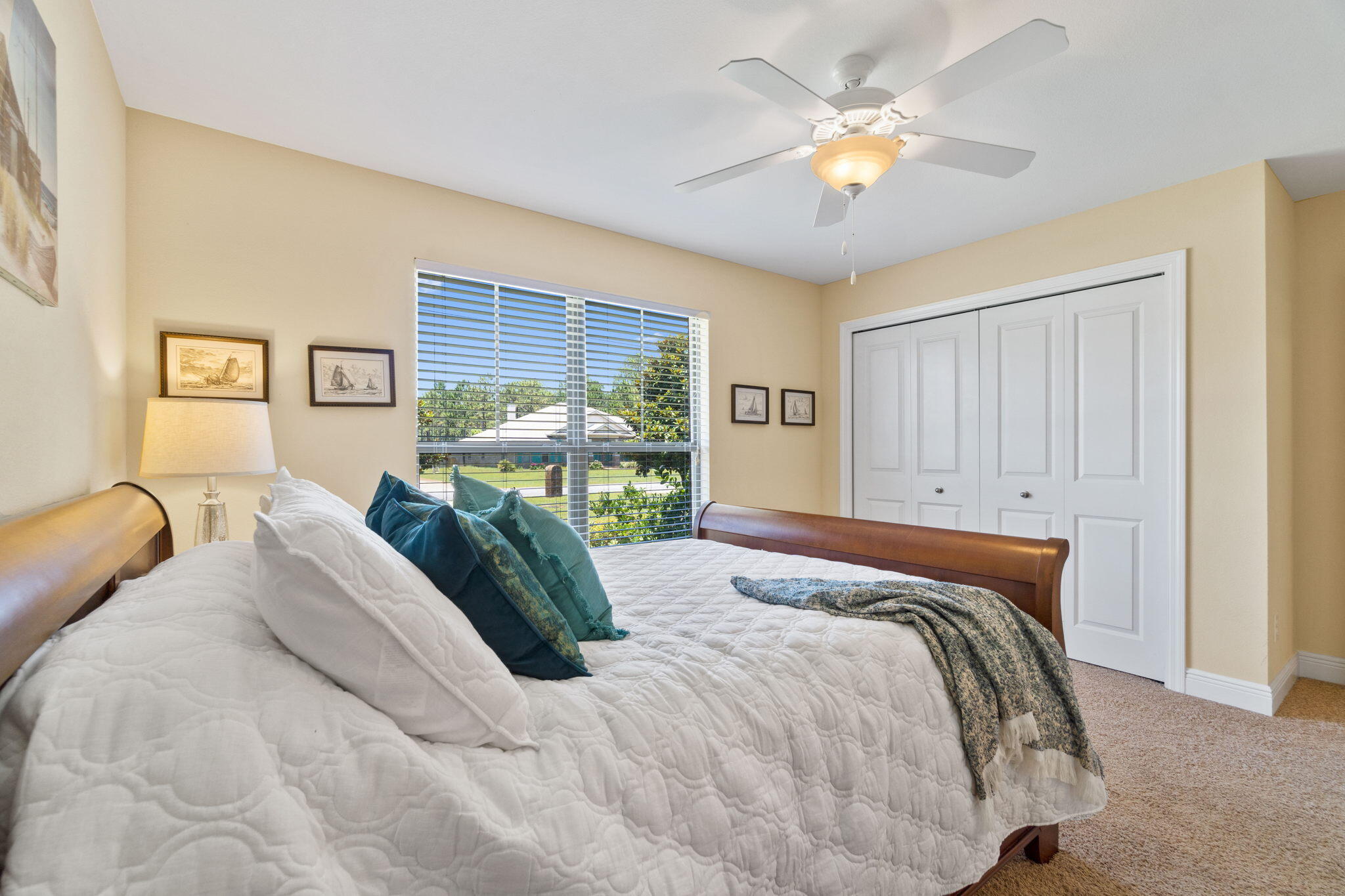 HOLLEY BY THE SEA - Residential
