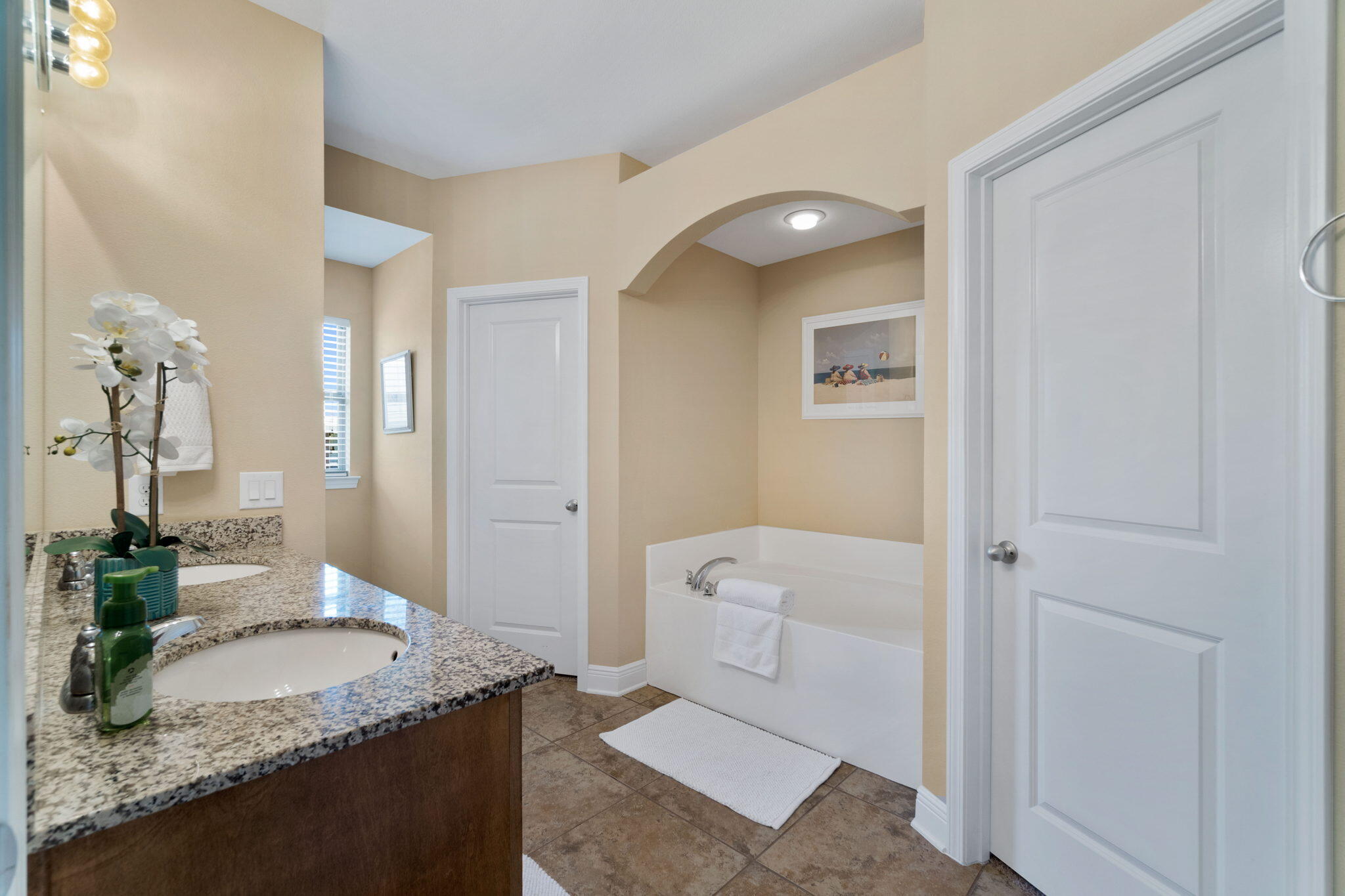 HOLLEY BY THE SEA - Residential