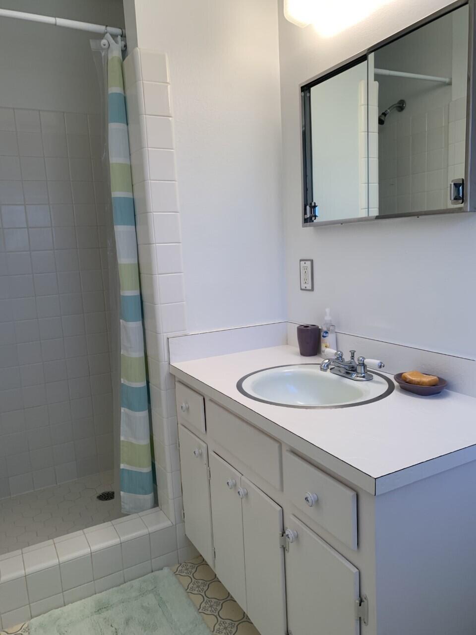 EASTWOOD 7TH ADDN - Residential