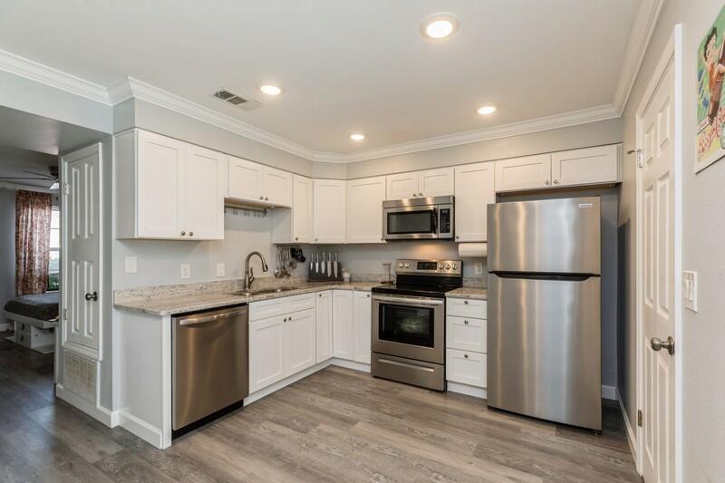 BROWNSVILLE STATION III - Residential