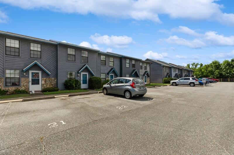 BROWNSVILLE STATION III - Residential