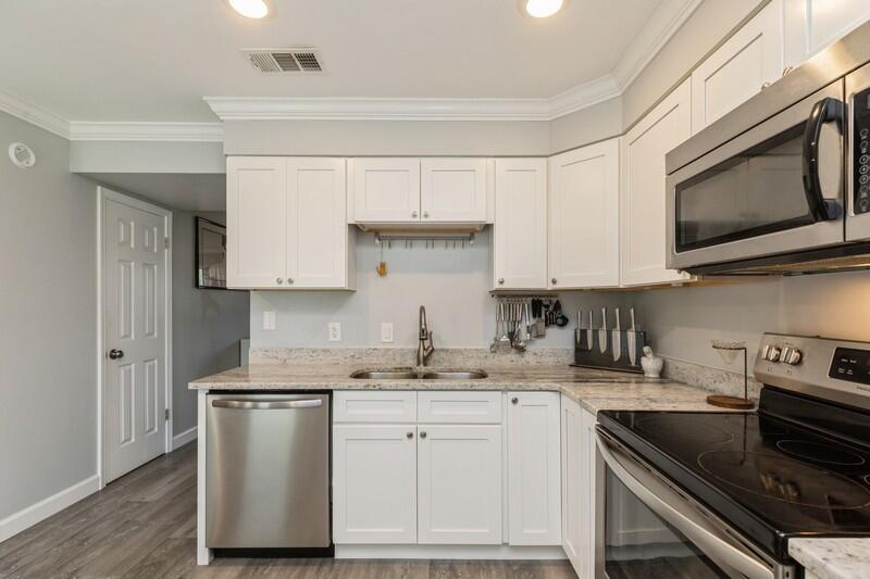 BROWNSVILLE STATION III - Residential