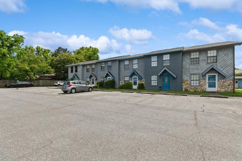 BROWNSVILLE STATION III - Residential