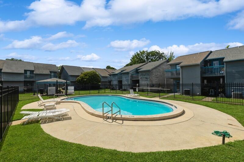 BROWNSVILLE STATION III - Residential