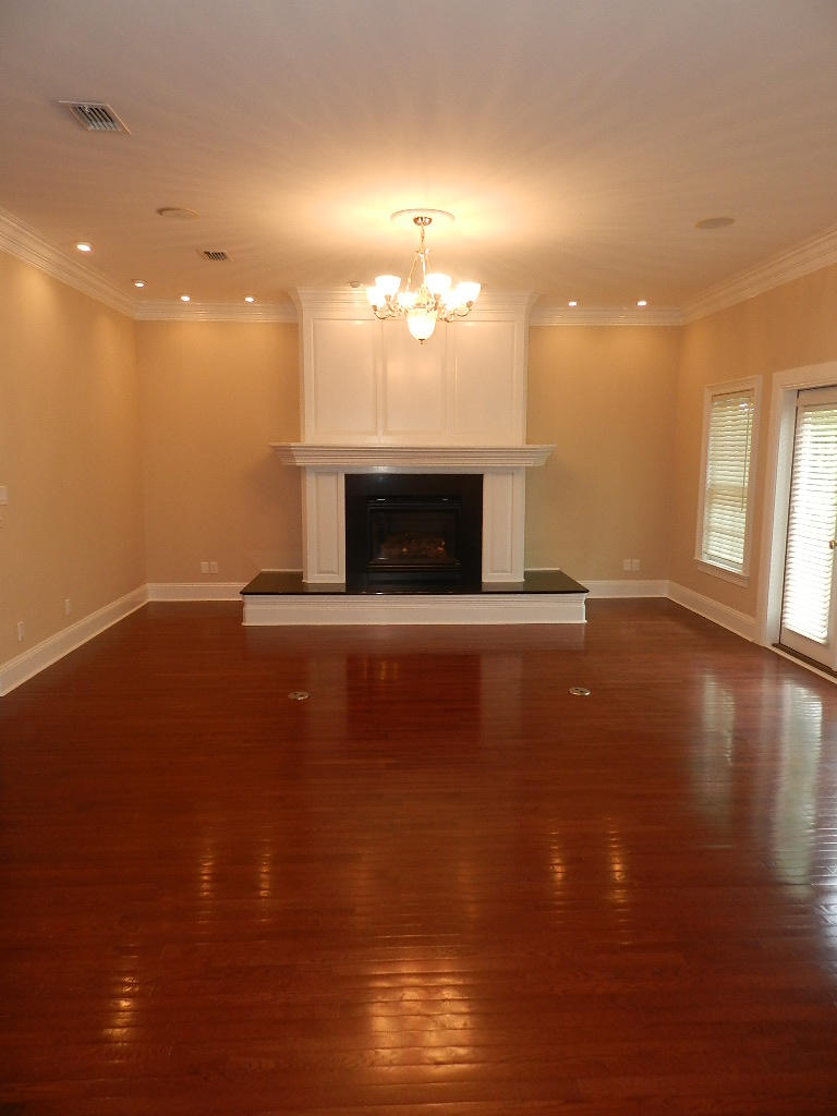 TURNBERRY PLACE - Residential