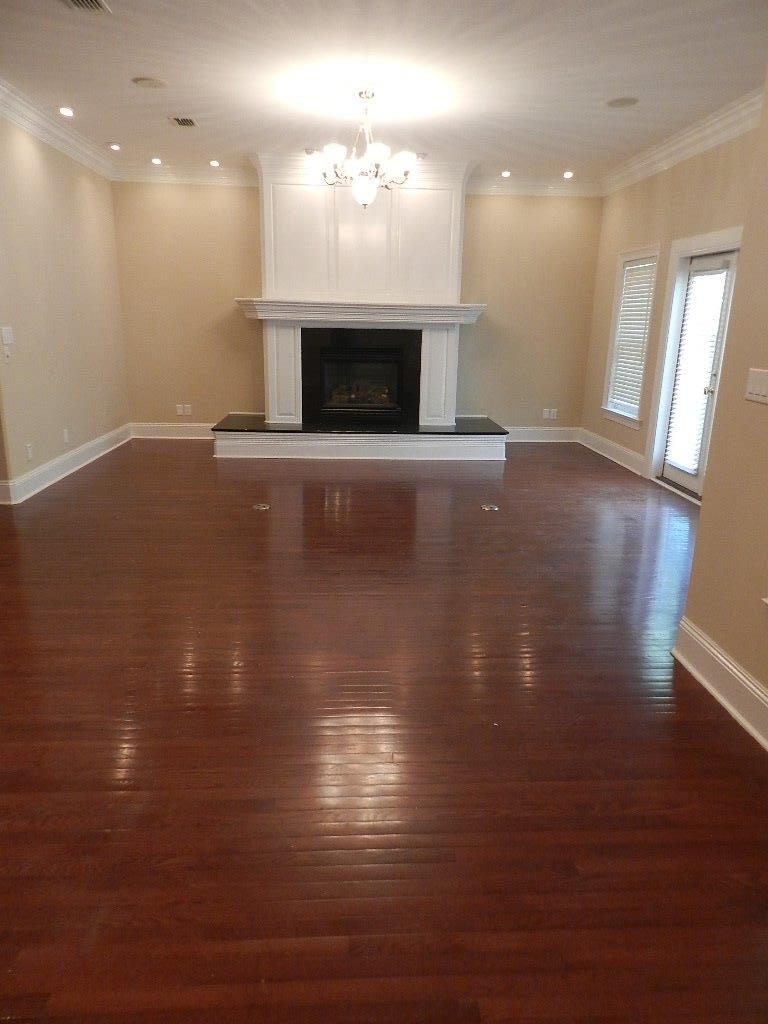 TURNBERRY PLACE - Residential