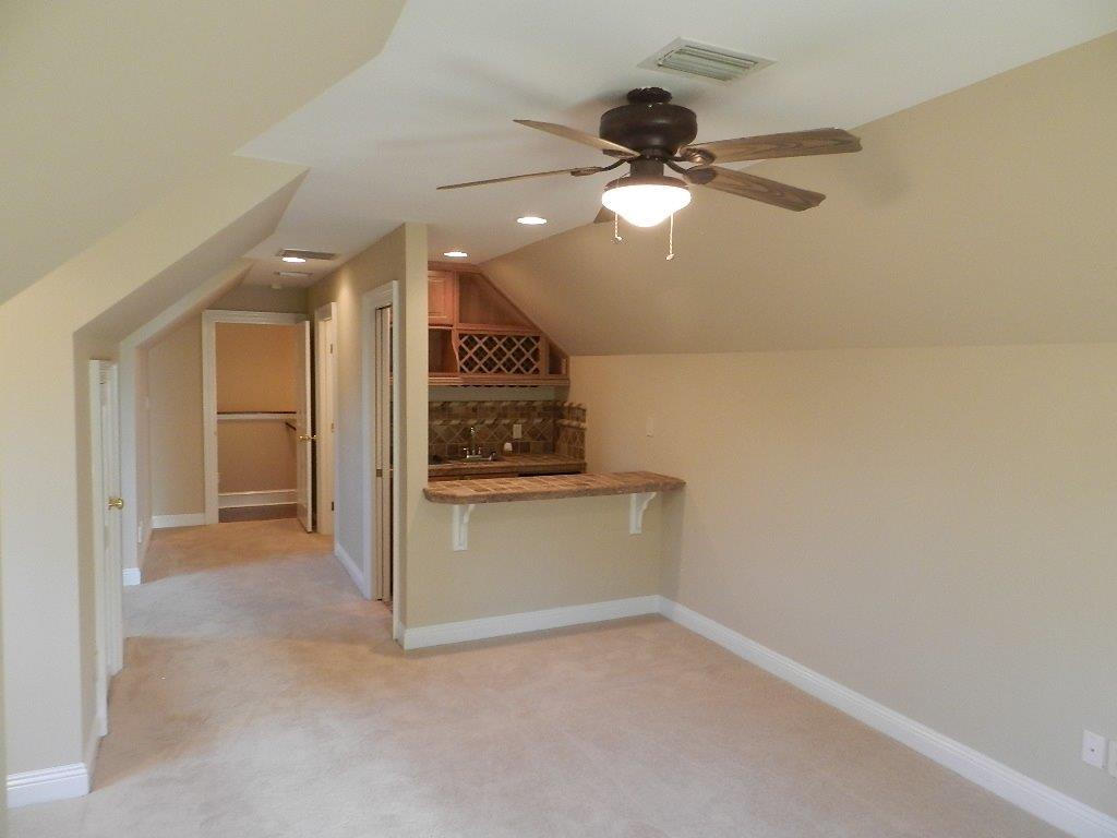 TURNBERRY PLACE - Residential