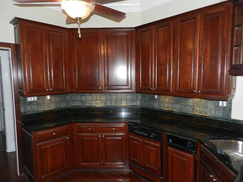 TURNBERRY PLACE - Residential