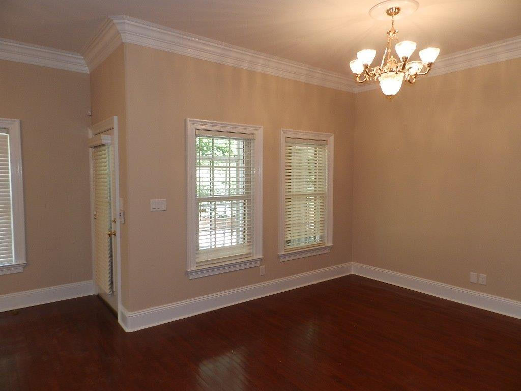 TURNBERRY PLACE - Residential