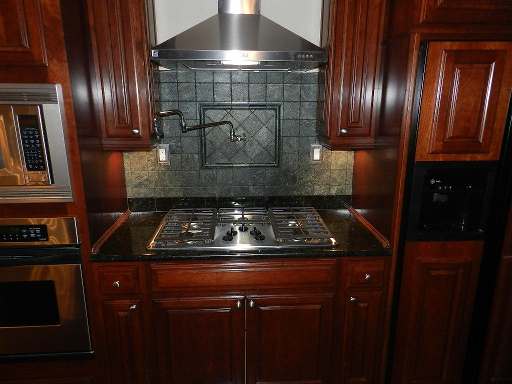 TURNBERRY PLACE - Residential