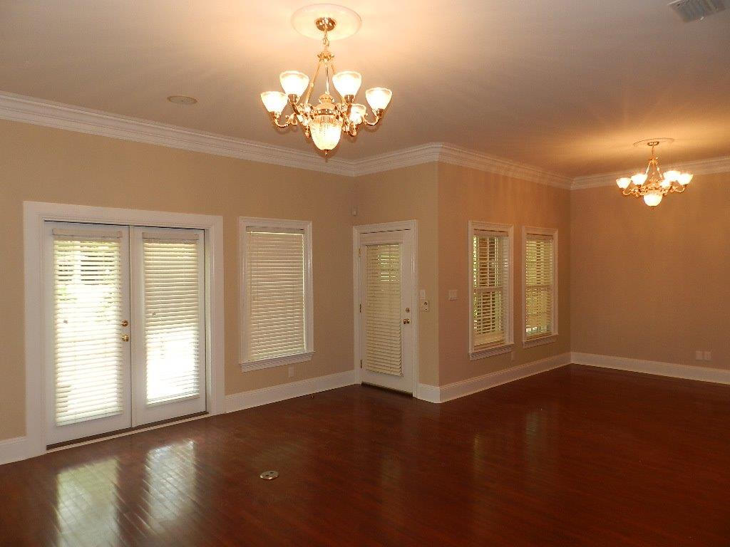 TURNBERRY PLACE - Residential