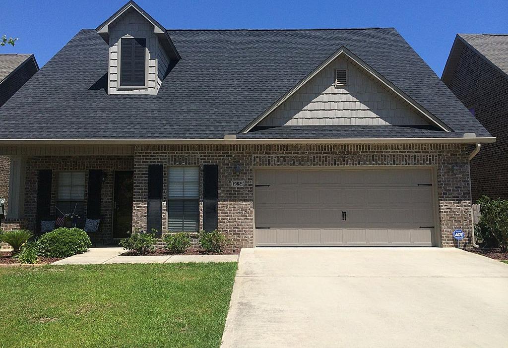 BEAUTIFUL, WELL KEPT HOME IN WATERFRONT SUBDIVISION WITH DEDICATED ACCESS AND PIER. LAMINATE WOOD FLOORING IN LIVING, DINING, KITCHEN, LAUNDRY, AND POWDER ROOM. TILE FLOORS IN OTHER 2 BATHROOMS. GRANITE TOPS IN KICHEN WITH ISLAND/BREAKFAST BAR AND LARGE PANTRY. 2X6 EXTERIOR WALL WITH R-19 INSULATION. ATTIC INSULATION IS THE SPRAY FOAM PRODUCT ICYNENE. HEATING AND A/C SYSTEM IS A DUAL ZONE WITH SEPARATE CONTROLS UPSTAIRS AND DOWNSTAIRS. HOMES IN THIS SUBDIVISION ARE LESS THAN 5 YEARS OLD. MAKE YOUR APPT. TO SEE THIS ONE-OWNER GEM TODAY!