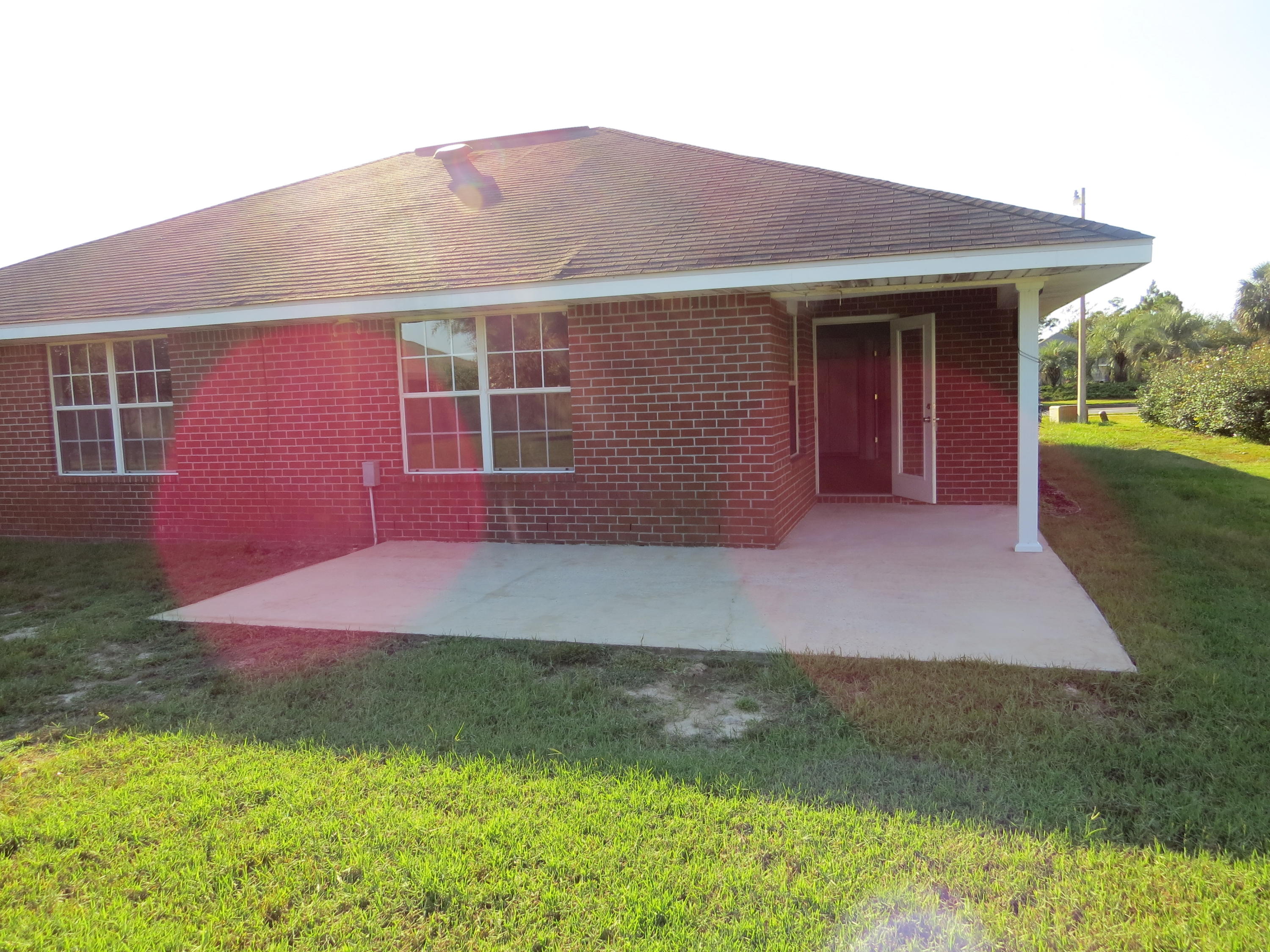 LIGHTHOUSE POINTE - Residential