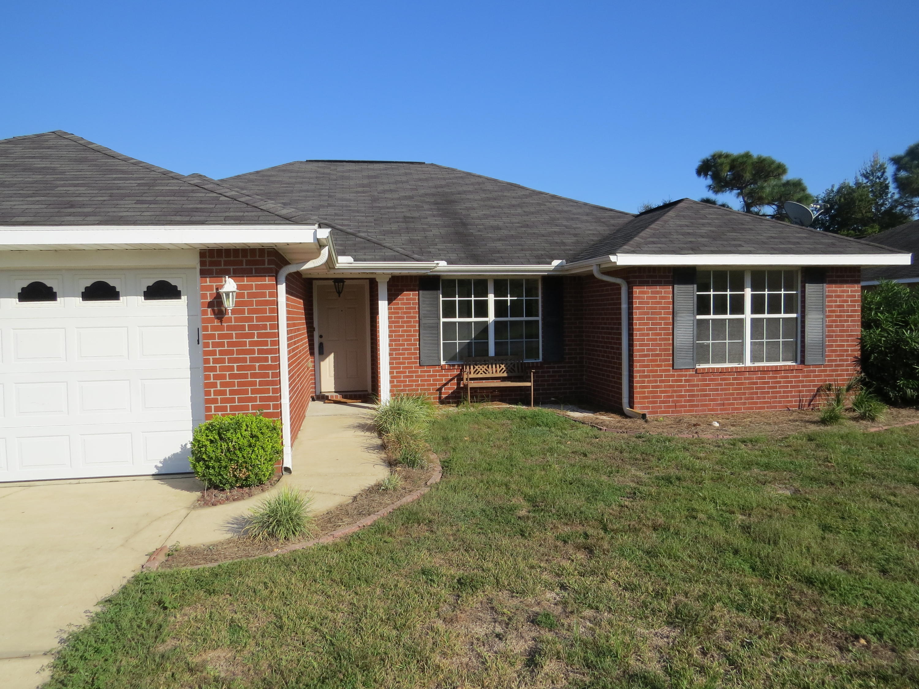 LIGHTHOUSE POINTE - Residential