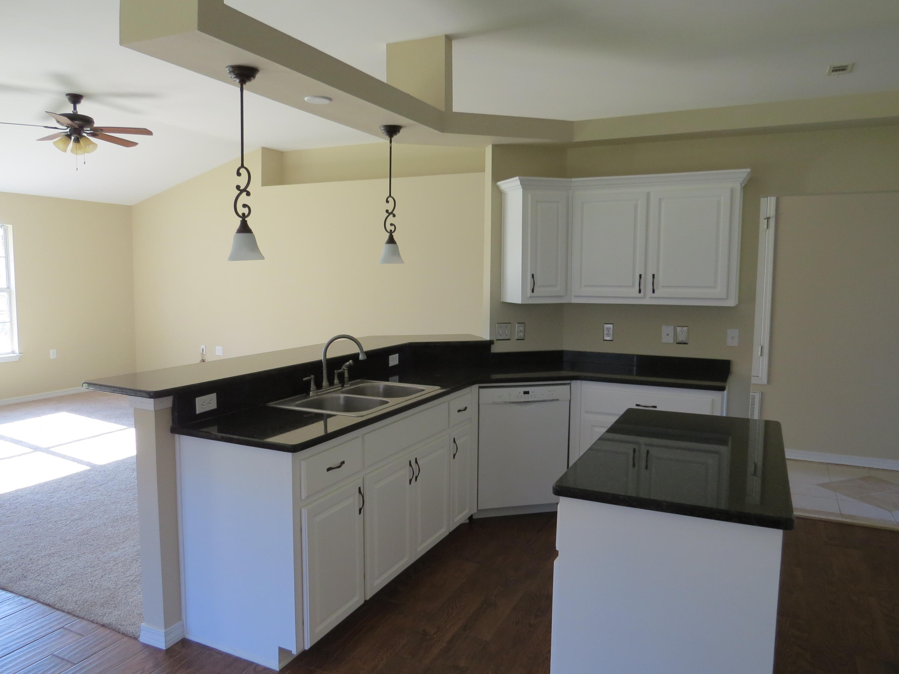 LIGHTHOUSE POINTE - Residential