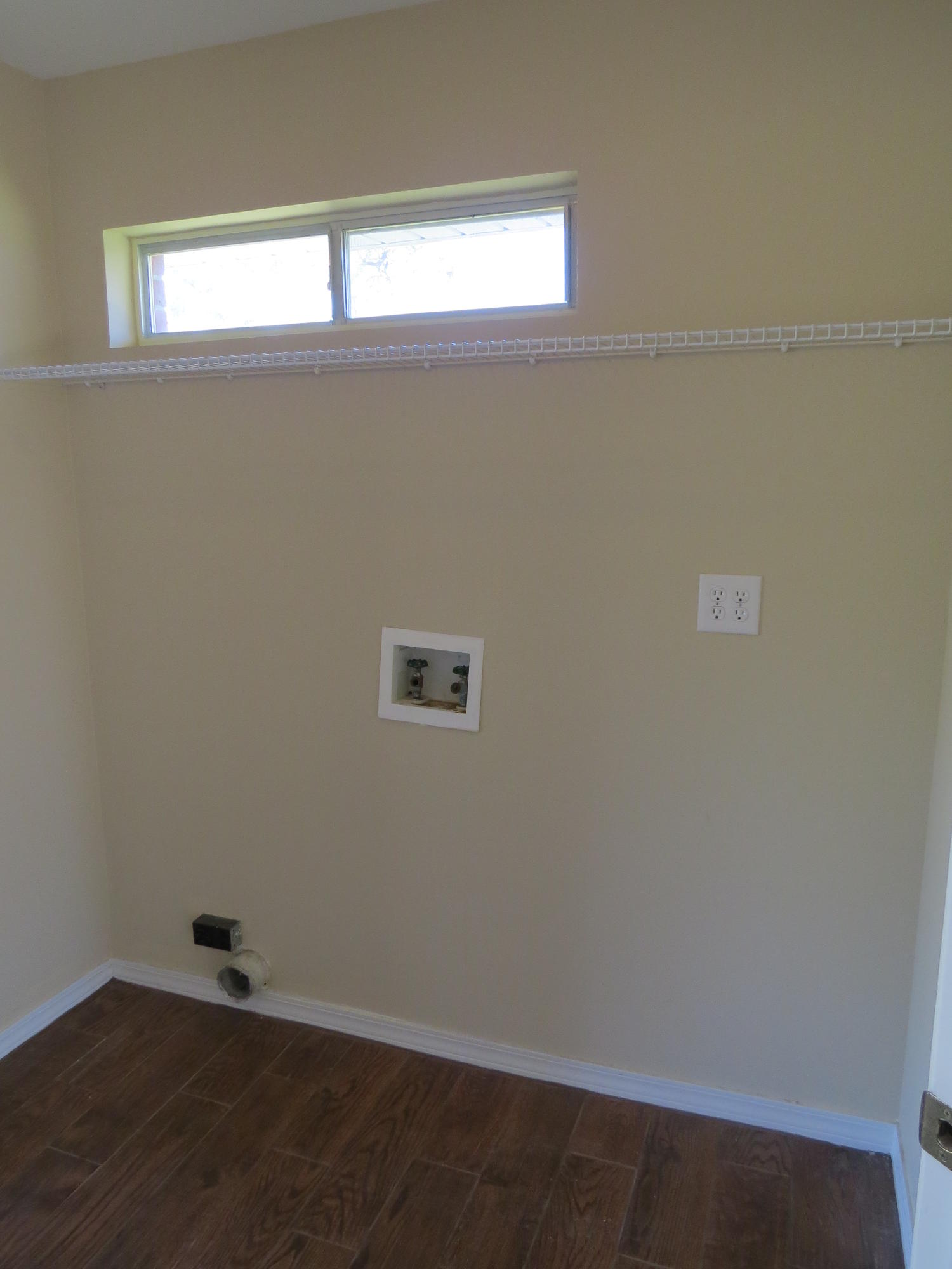 LIGHTHOUSE POINTE - Residential