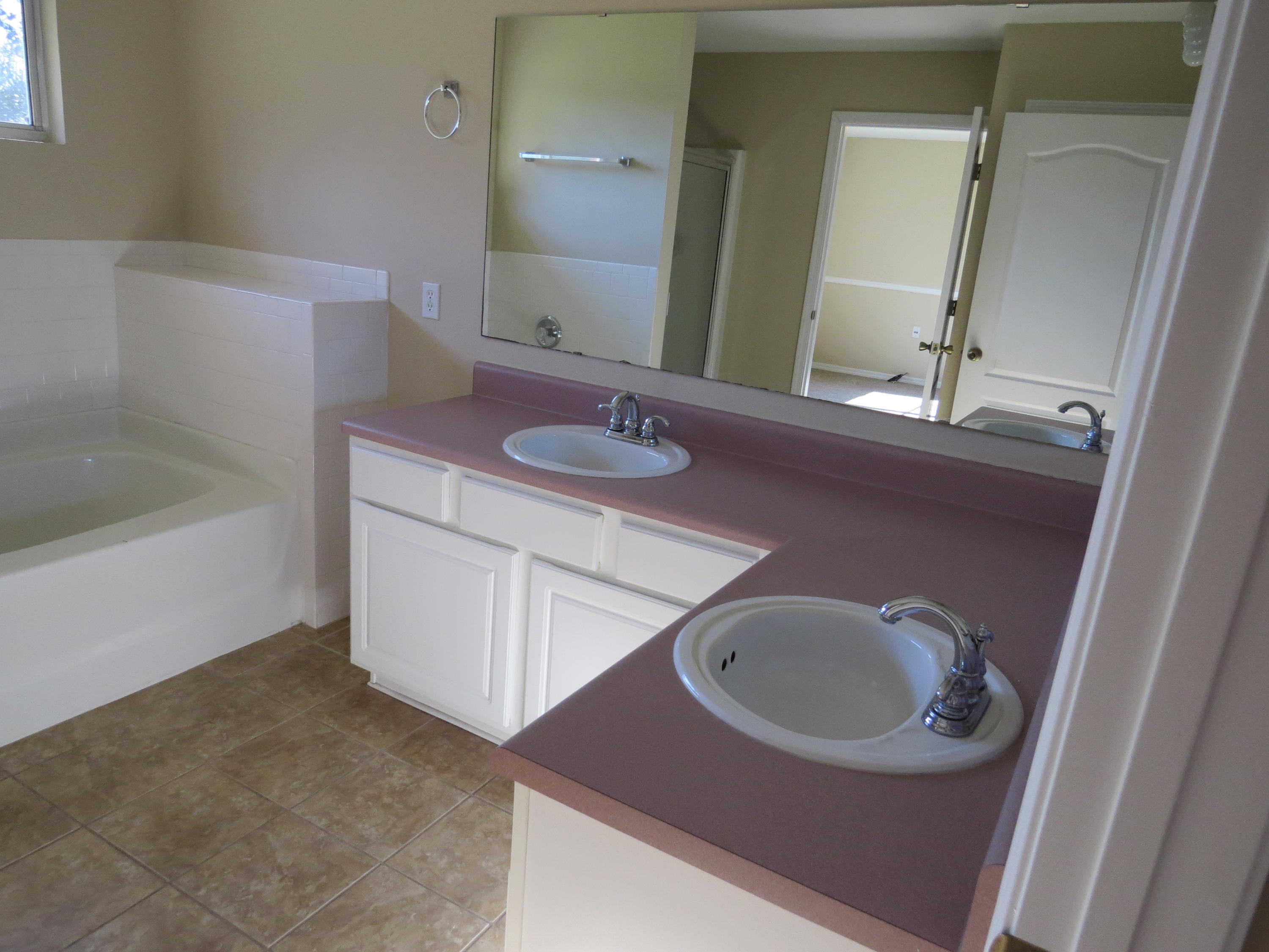 LIGHTHOUSE POINTE - Residential