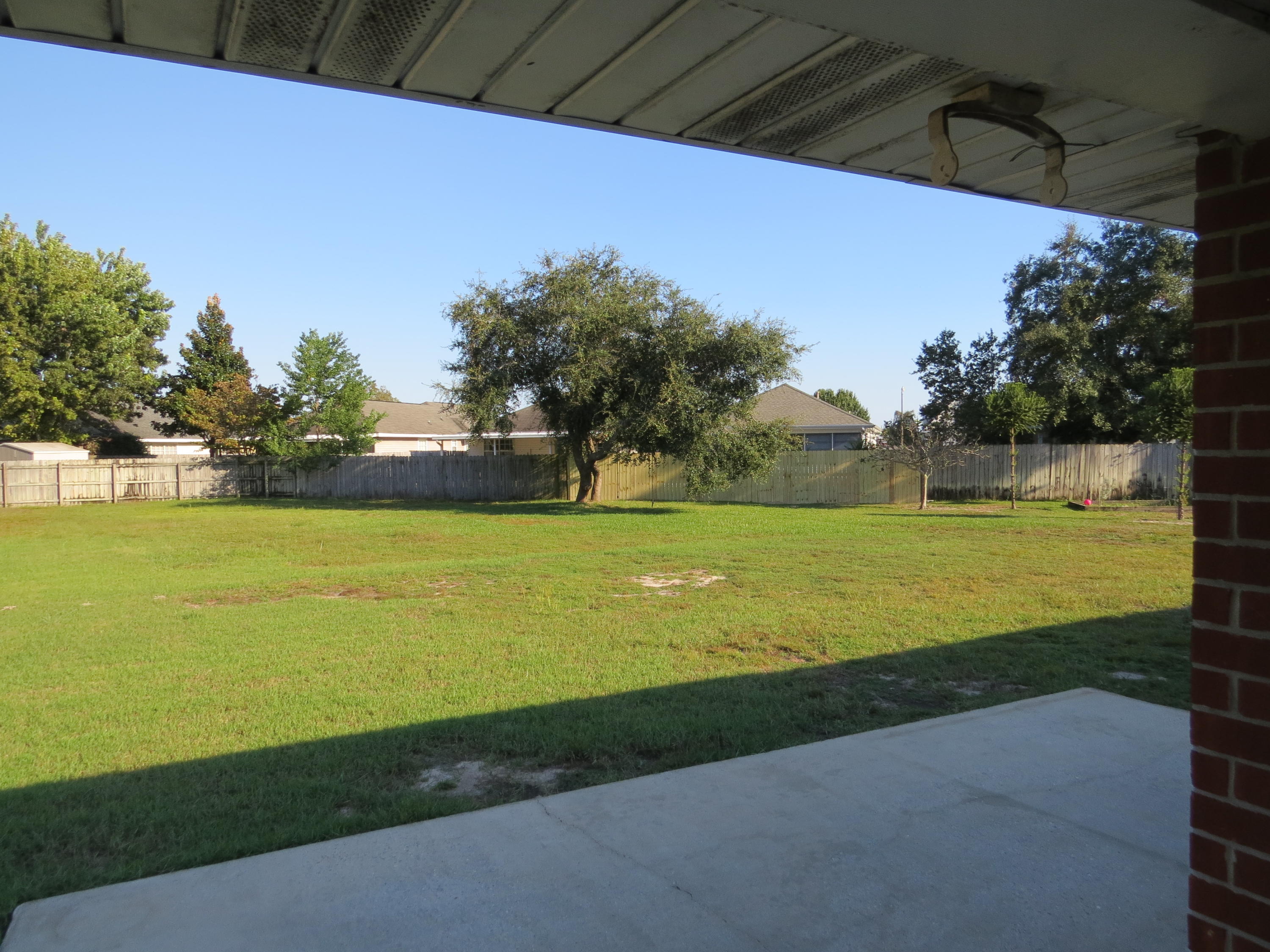 LIGHTHOUSE POINTE - Residential