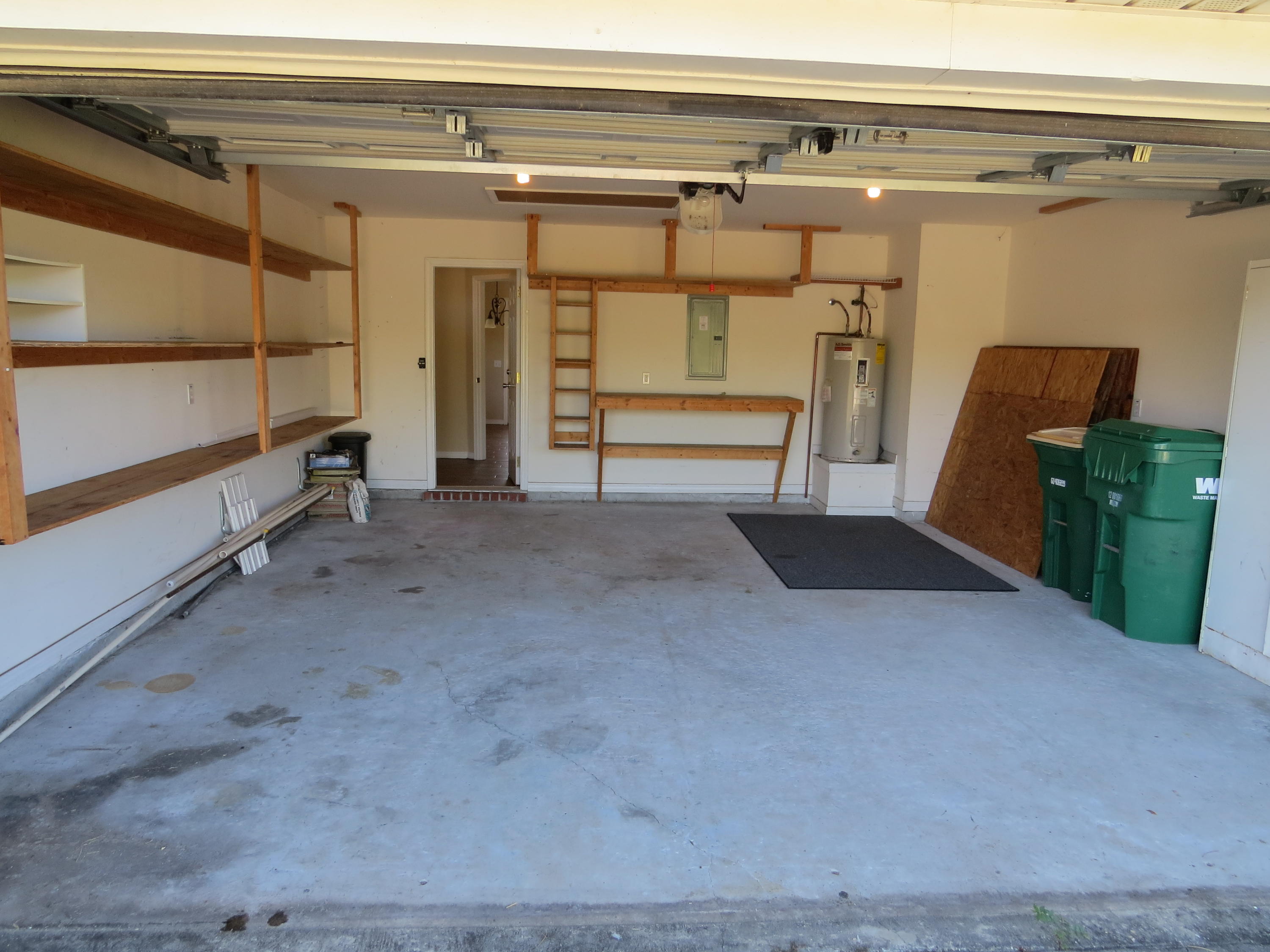 LIGHTHOUSE POINTE - Residential