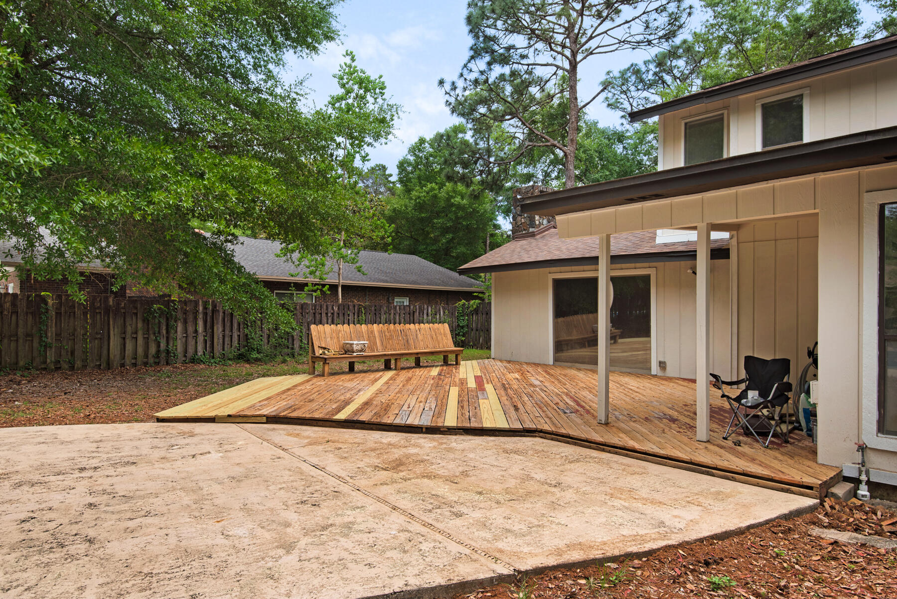 ROCKY BAYOU ESTATES 05 - Residential