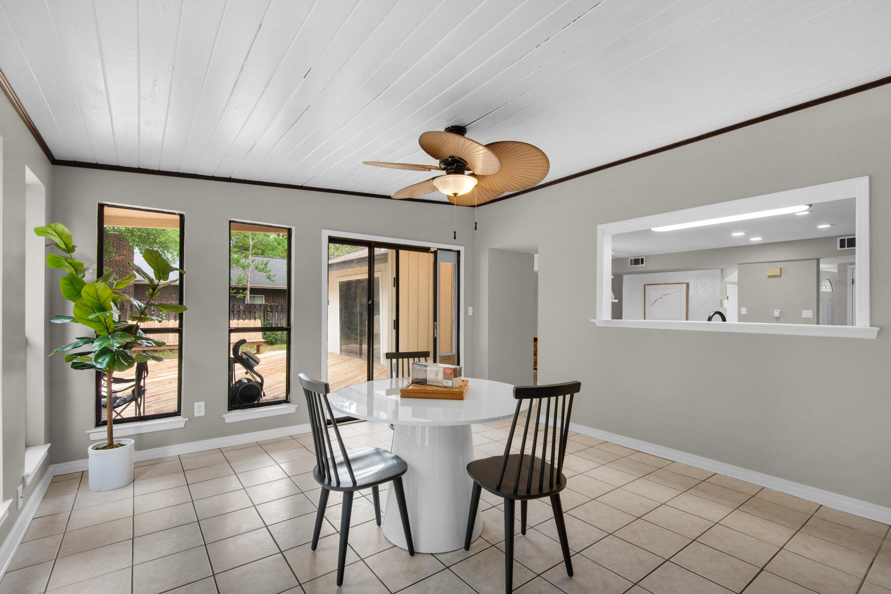 ROCKY BAYOU ESTATES 05 - Residential