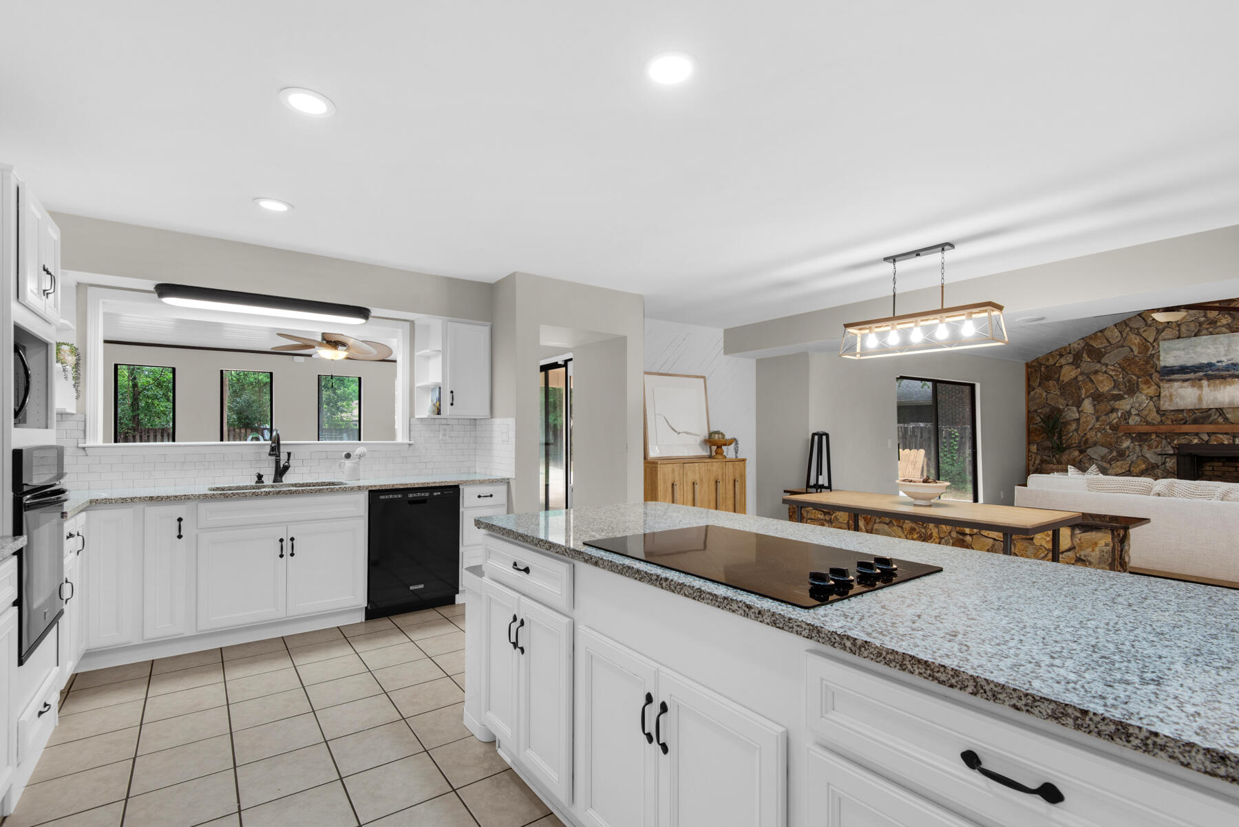 ROCKY BAYOU ESTATES 05 - Residential