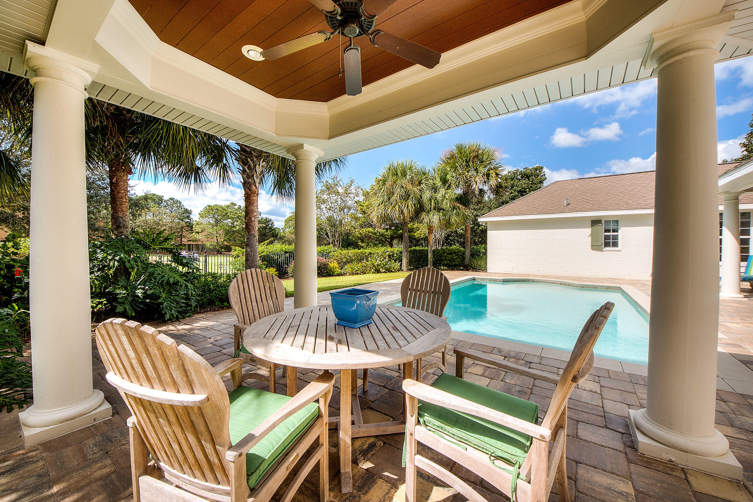 GOLF VIEW - Residential