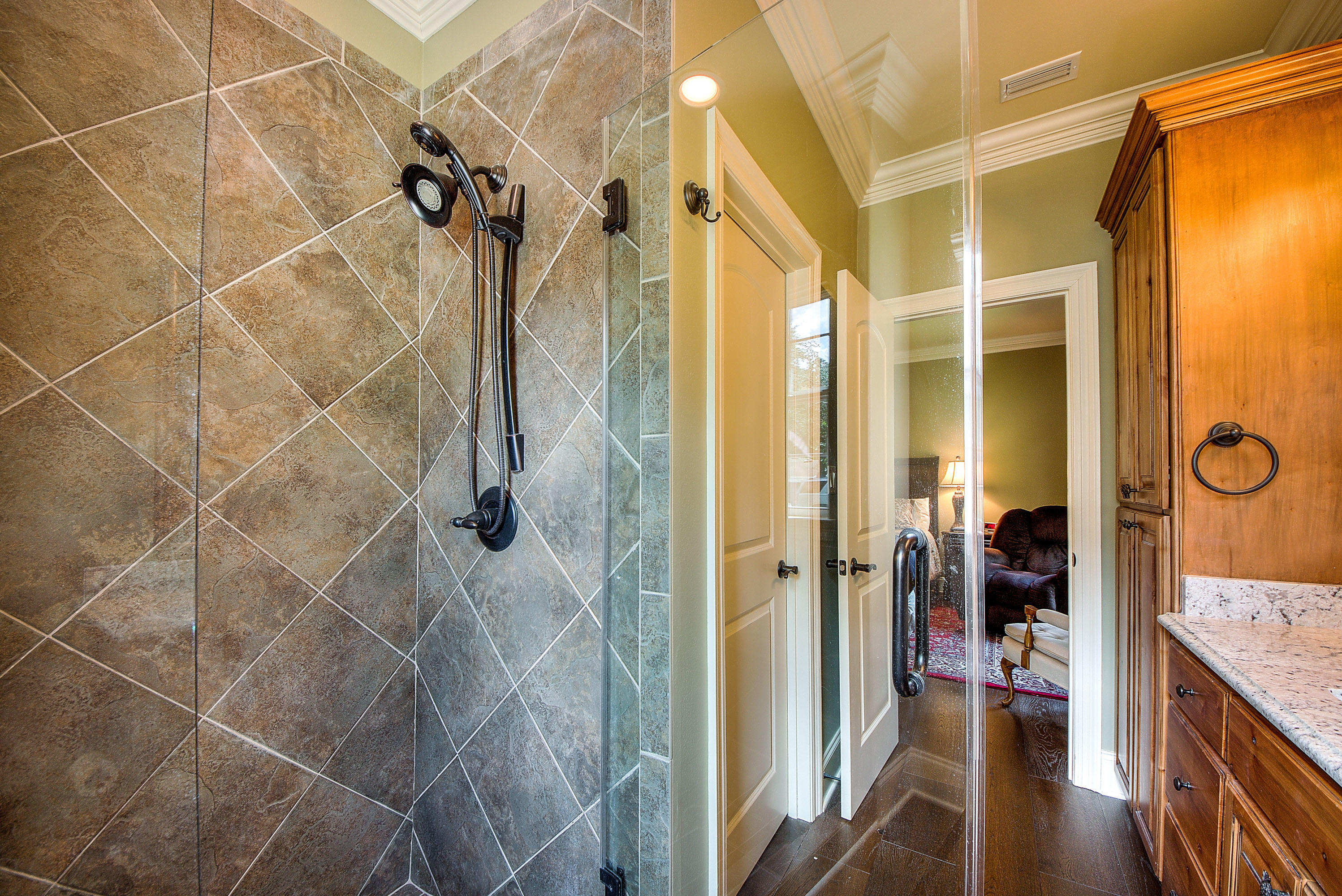 GOLF VIEW - Residential