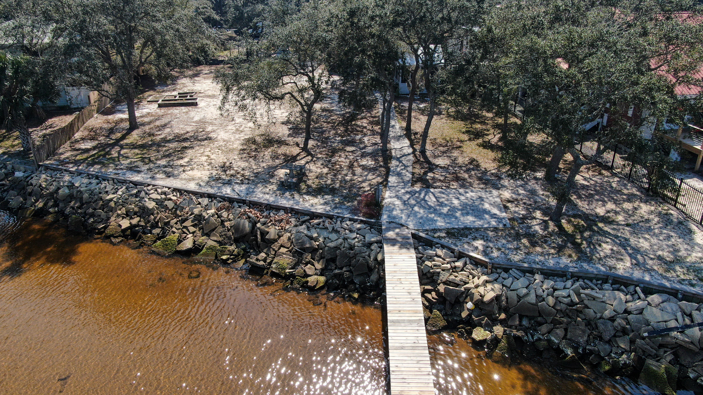 BAY PINES - Residential