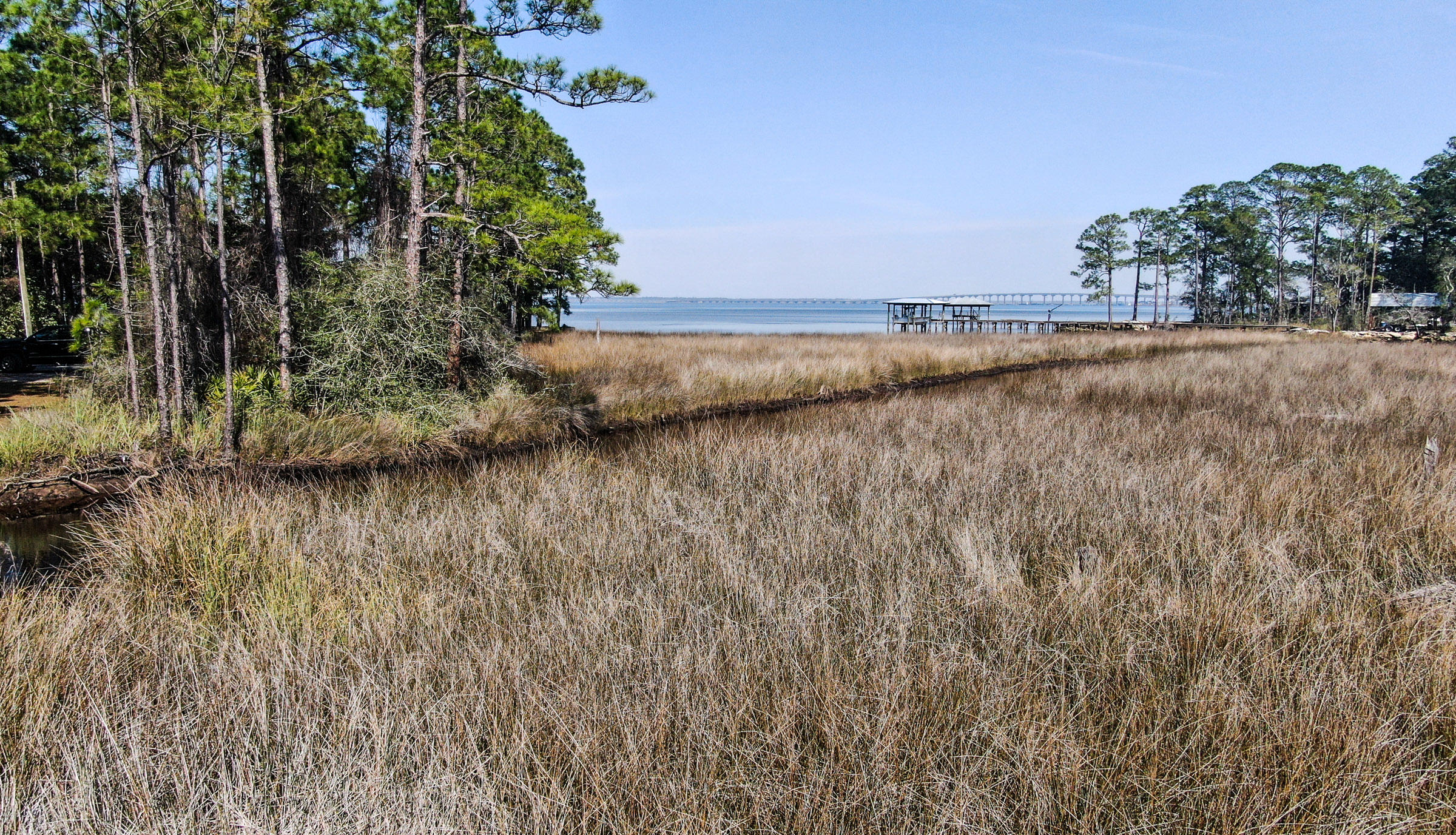 BAY PINES - Residential