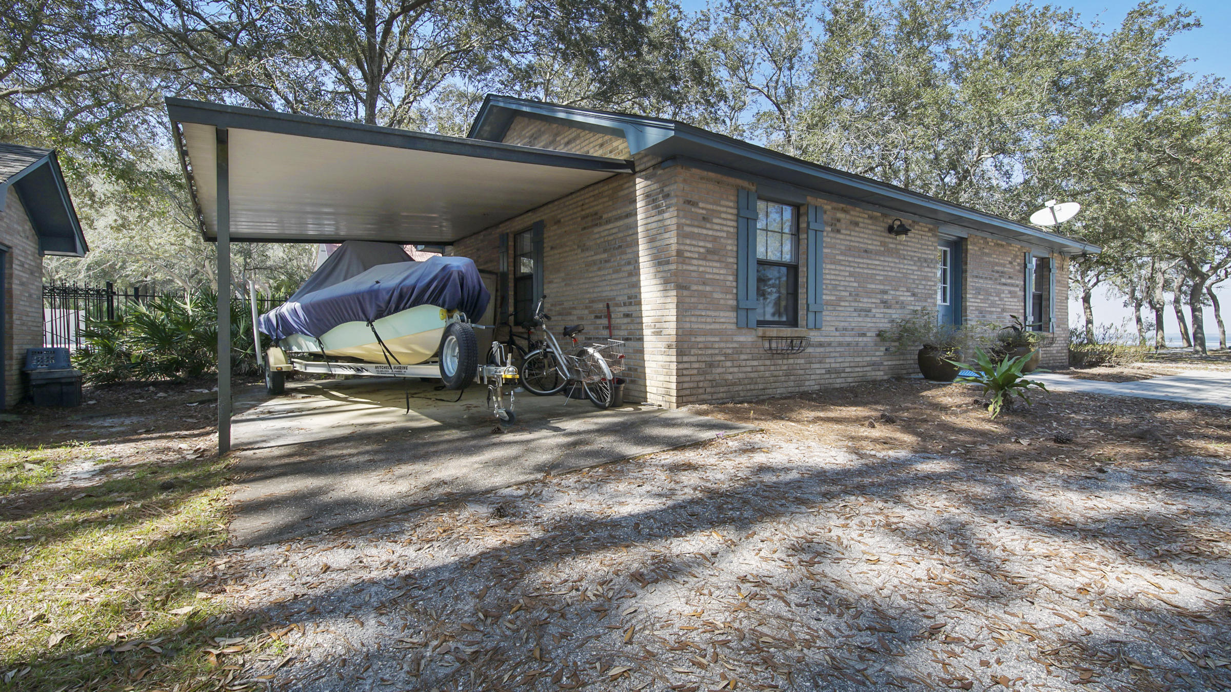 BAY PINES - Residential