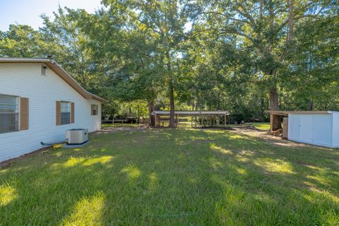Photo of 151 Swamp Haven Road, Vernon, FL 32462 (MLS # 982137) Photo of 151 Swamp Haven Road, Vernon, FL 32462 (MLS # 982137)